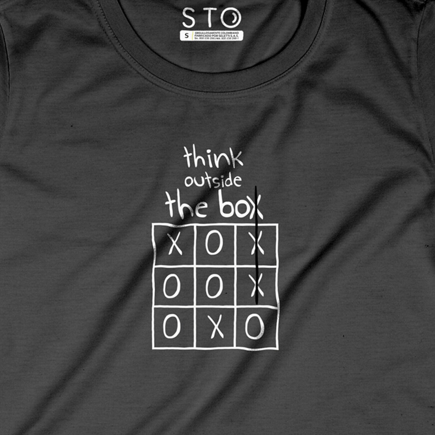 Camiseta Estampada Mujer | Think Outside The Box